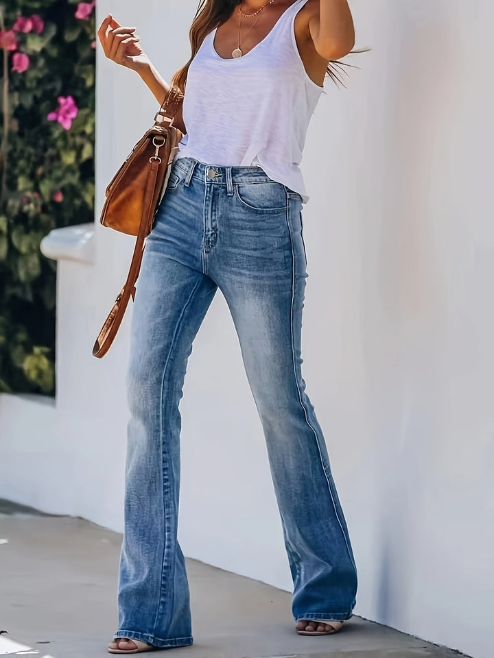 Eva – Classic Mid-Rise Flare
